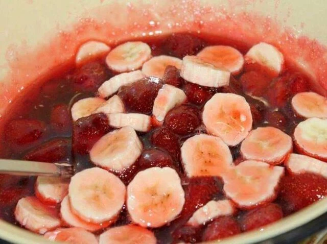 На любой вкус: 15 лучших рецептов клубничного варенья