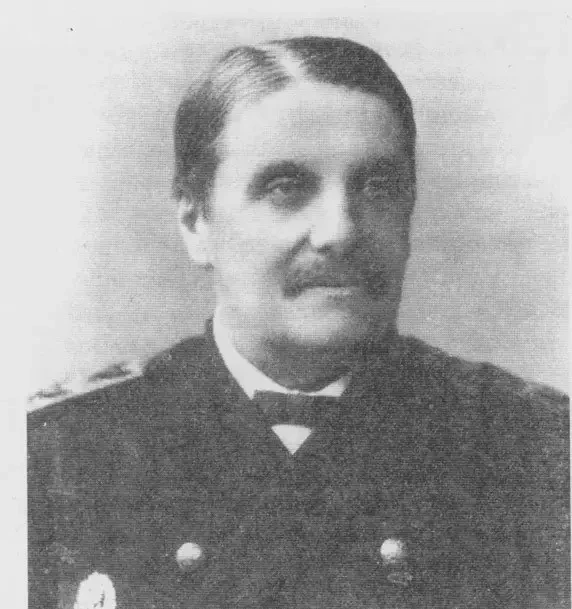 Особенности управления казенными верфями Российской империи на рубеже веков. Кадры решают все.