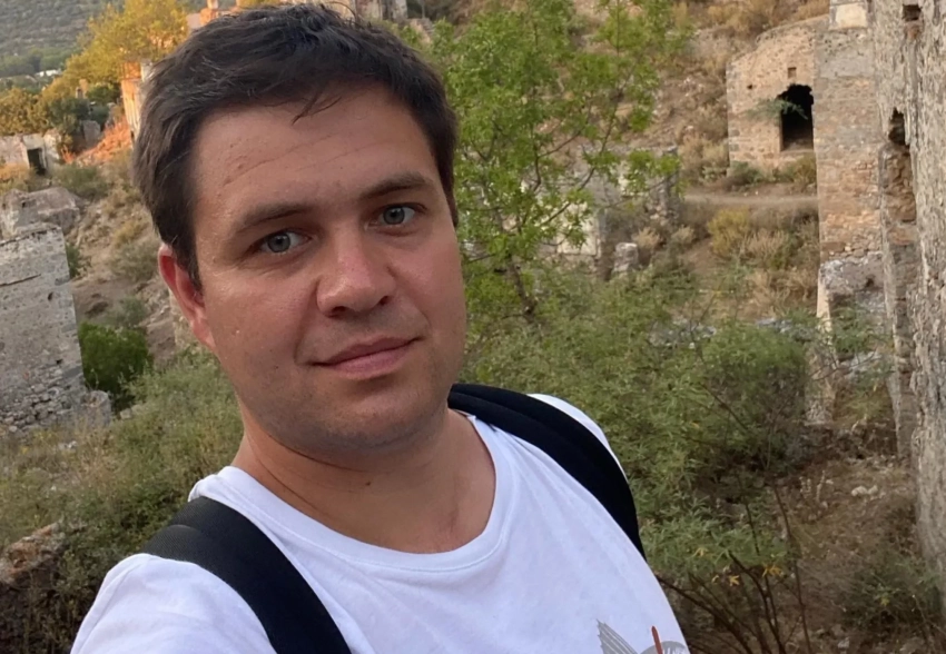 Главного редактора Baza Глеба Трифонова задержали по подозрению в даче взятки