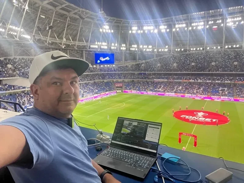 "Занимайтесь делами на кухне, рожайте". Комментатор Боярский раскритиковал женщину-судью на мужском матче, а потом извинился